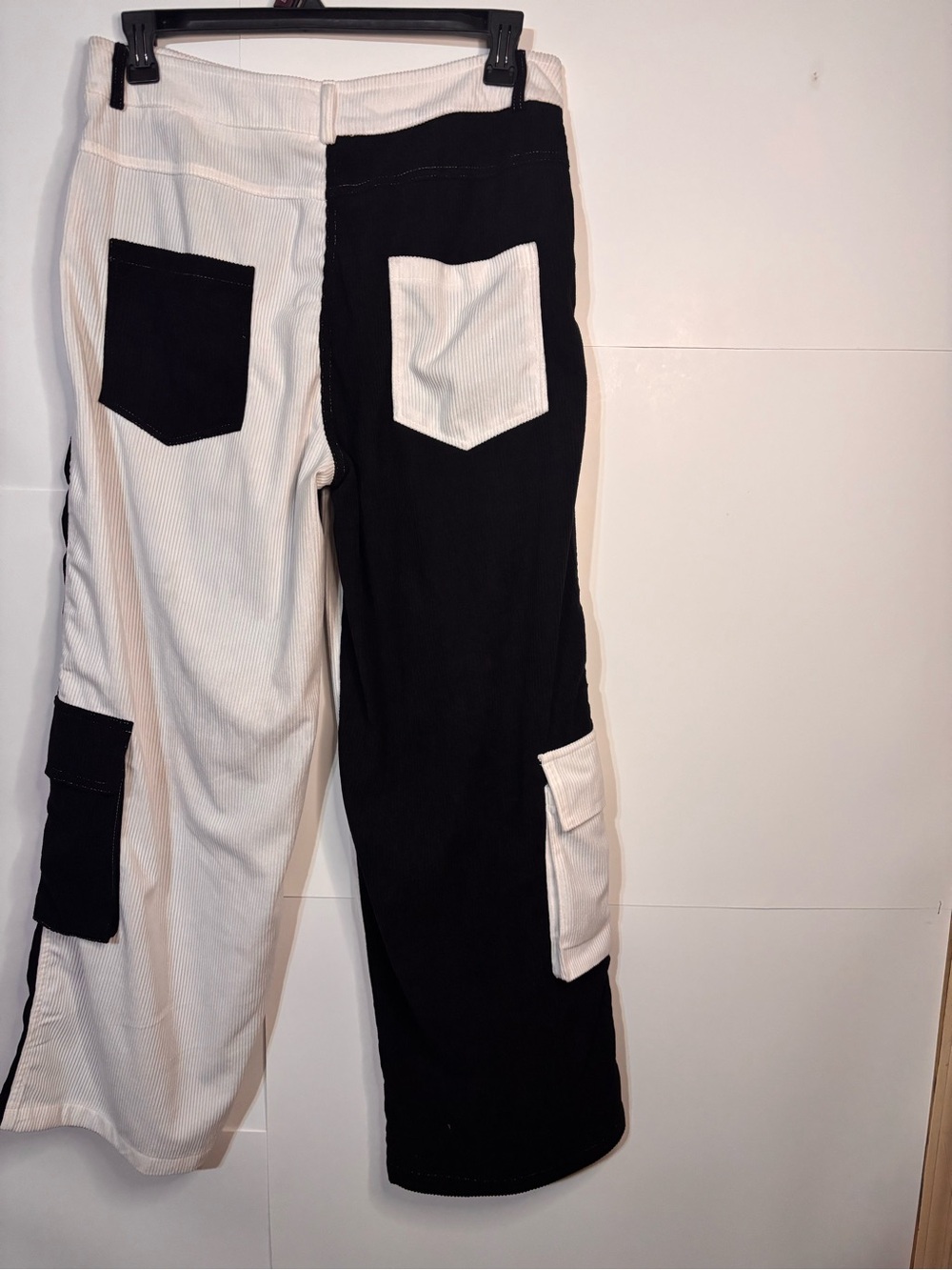 Colorblock Cargo Pants - Picture 12 of 15